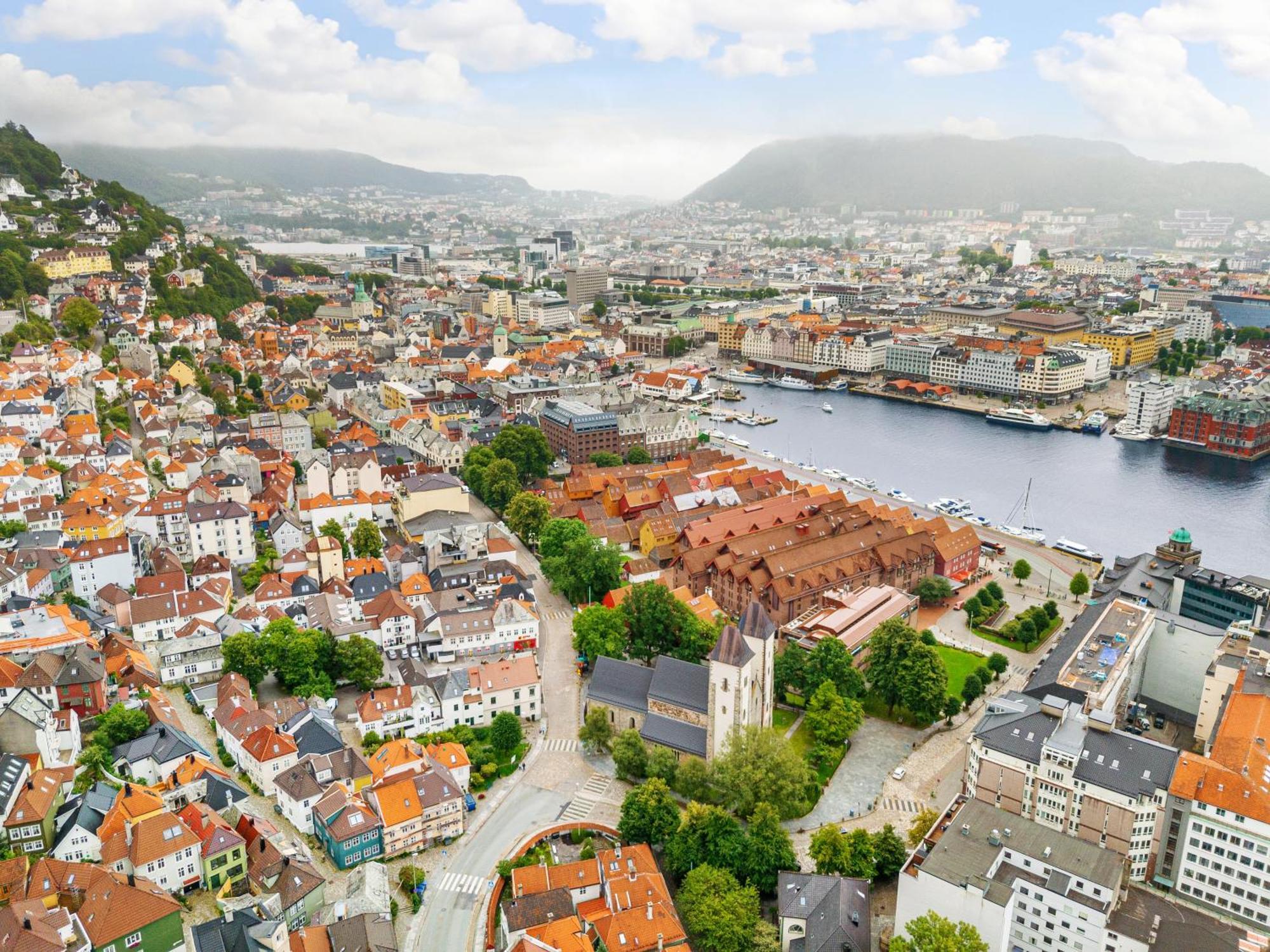Homerentals Apartments - Behind Bryggen & Historic Cobblestone Streets - 2 Floor Renovated From February 2025 Bergen Exteriör bild