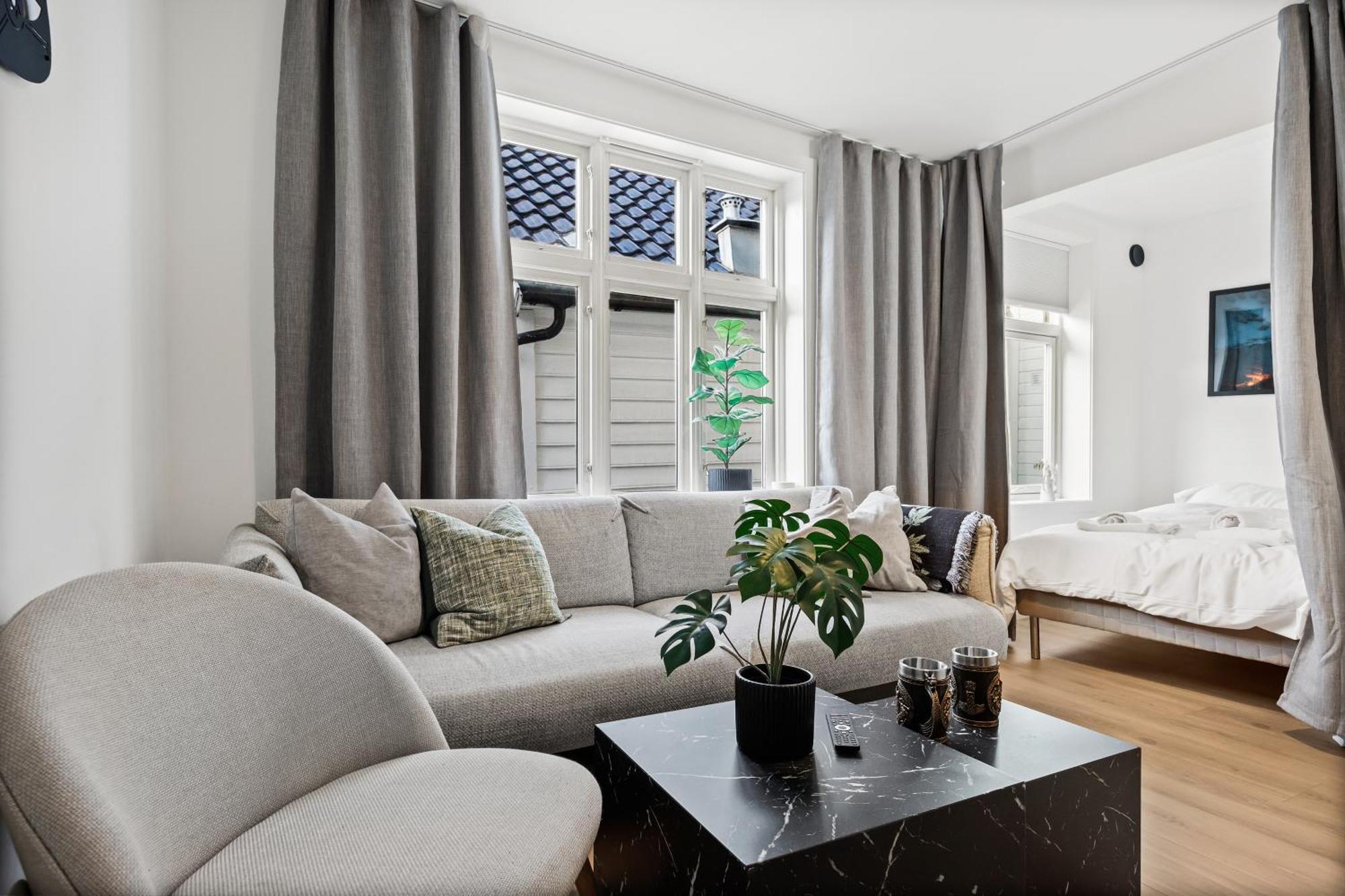 Homerentals Apartments - Behind Bryggen & Historic Cobblestone Streets - 2 Floor Renovated From February 2025 Bergen Exteriör bild